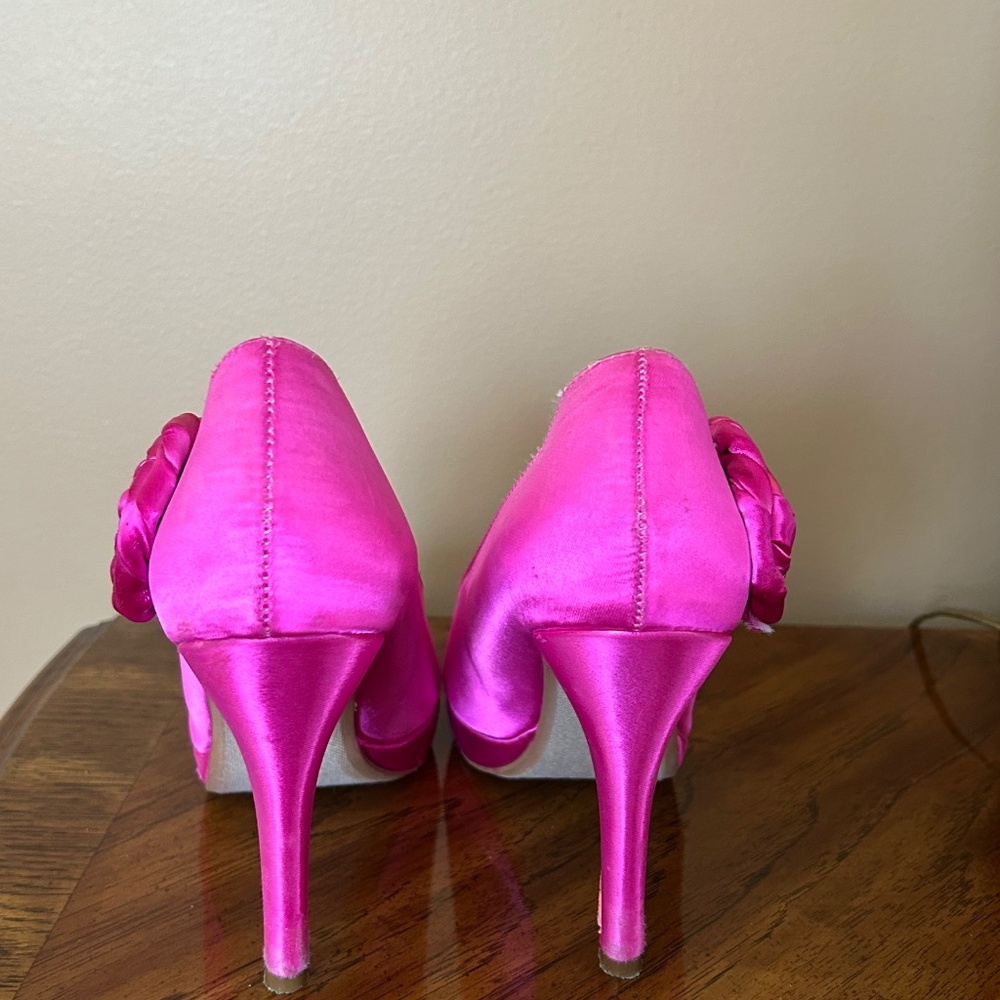 Shoes - Picture 3 of 5